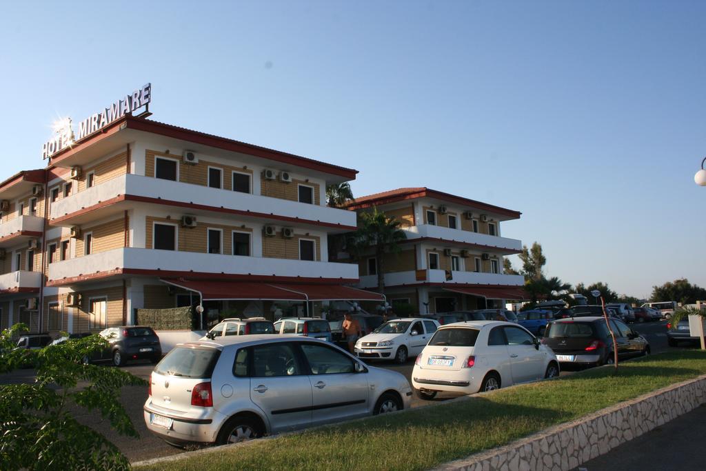 Hotel Miramare Cirò Marina Exteriör bild