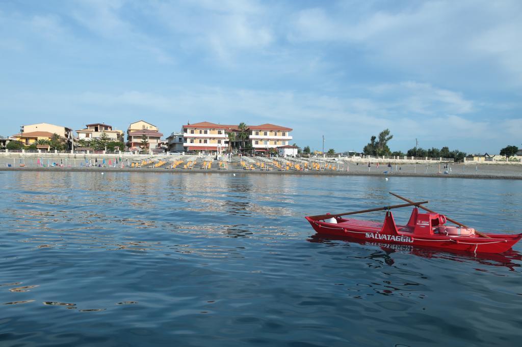 Hotel Miramare Cirò Marina Exteriör bild