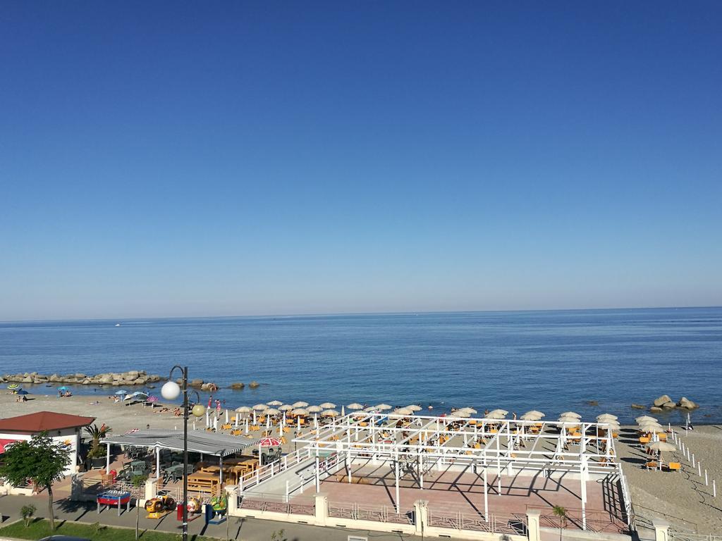 Hotel Miramare Cirò Marina Exteriör bild